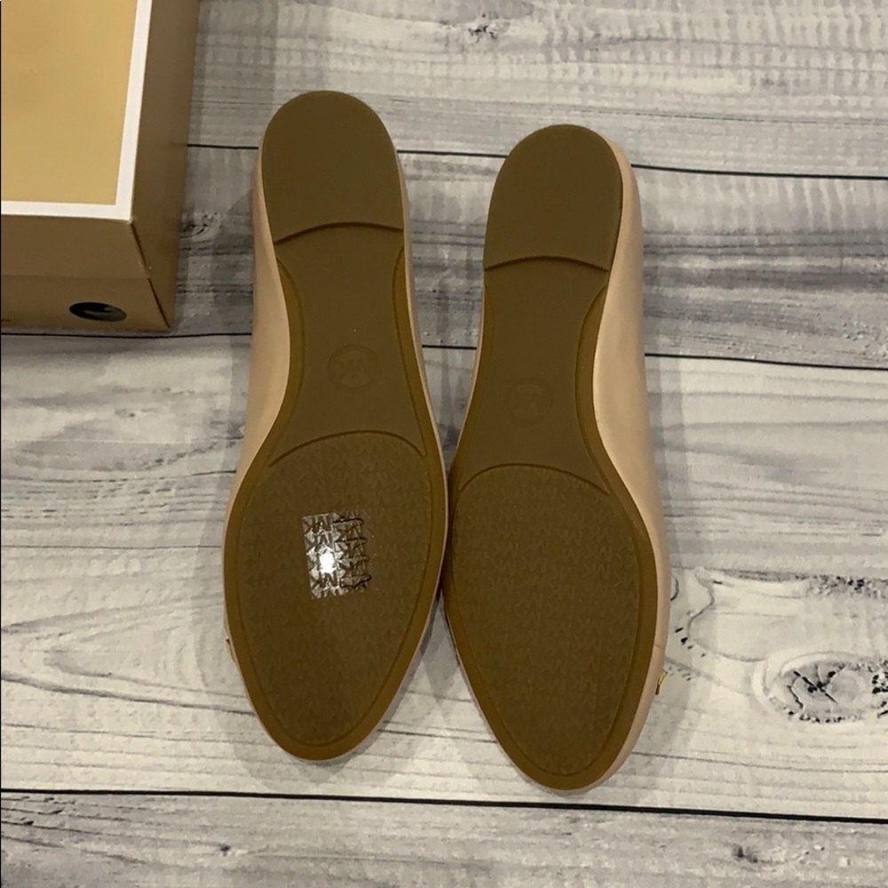 Michael Michael Kors Valencia Ballet Shoes… - Picture 3 of 7